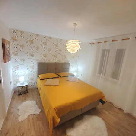 Lejlighed Cozy Kesovija Near Old Town *