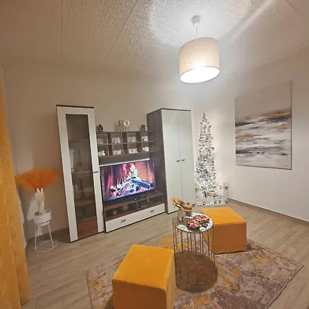 Cozy Kesovija Near Old Town *