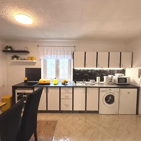 Apartamento Cozy Kesovija Near Old Town