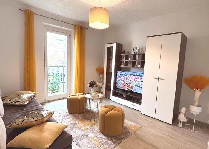Cozy Kesovija Near Old Town Апартаменты