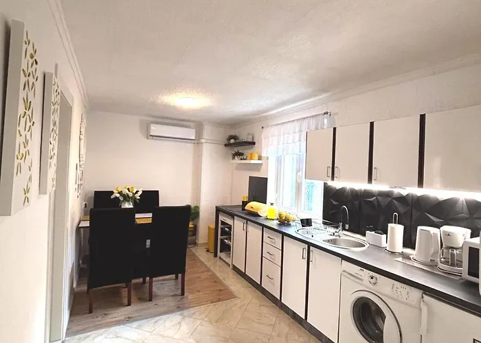 Апартаменты Cozy Kesovija Near Old Town *