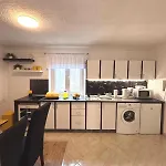 Apartman Cozy Kesovija Near Old Town