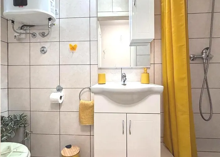 아파트 Cozy Kesovija Near Old Town *